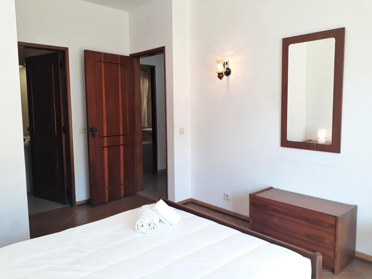 T2 Mira Praia 4- Familiar, 80Mt Praia, Wifi Quarteira Kültér fotó