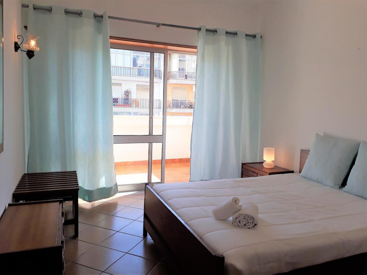 T2 Mira Praia 4- Familiar, 80Mt Praia, Wifi Quarteira Kültér fotó