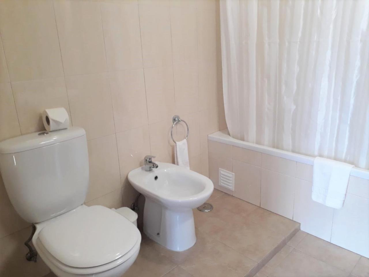 T2 Mira Praia 4- Familiar, 80Mt Praia, Wifi Quarteira Kültér fotó
