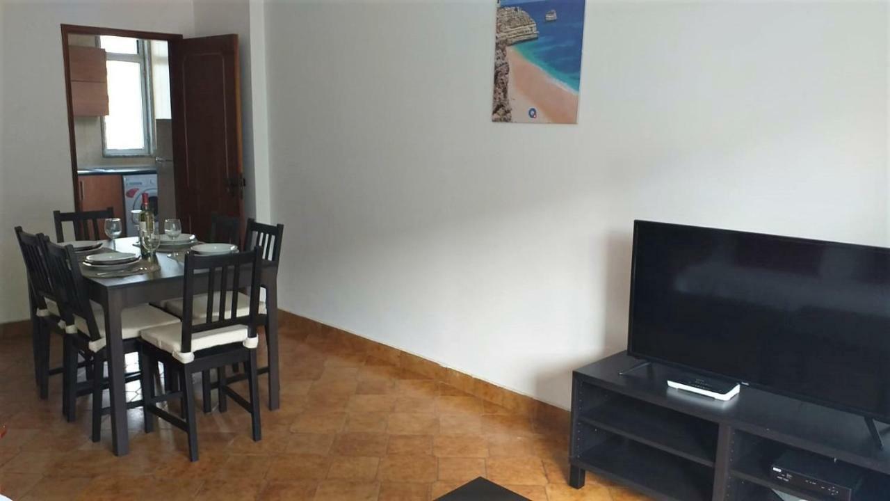 T2 Mira Praia 4- Familiar, 80Mt Praia, Wifi Quarteira Kültér fotó